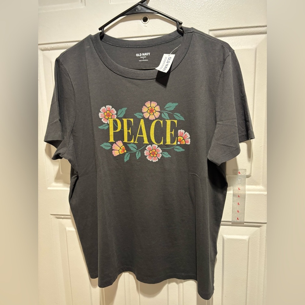 Old Navy Charcoal Graphic Tee